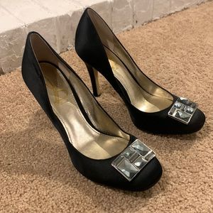 Size 8 Joan and David pumps